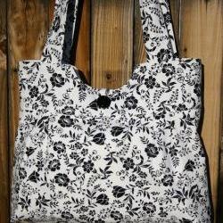Black and White floral 3 piece purse set with matching wallet and makeup bag, clutch